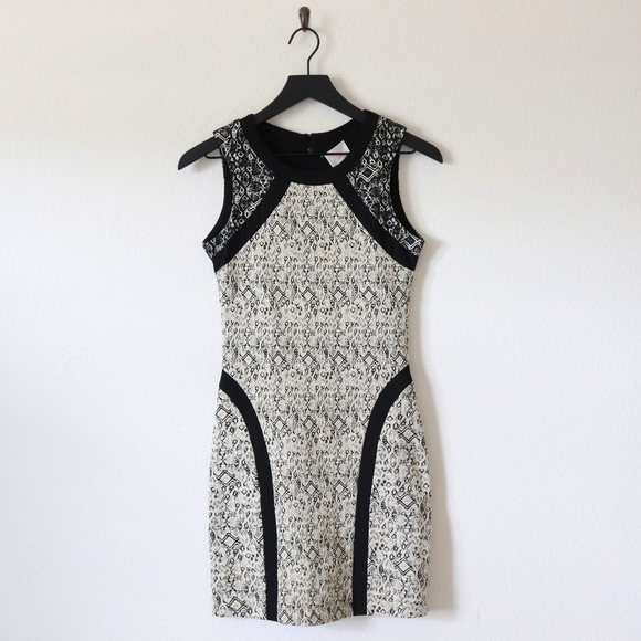 Parker Dresses & Skirts - Size S Parker Black & White Printed Mini Dress